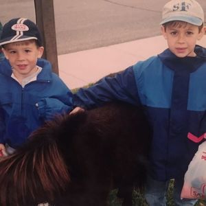 Meet your Posher, Samuel